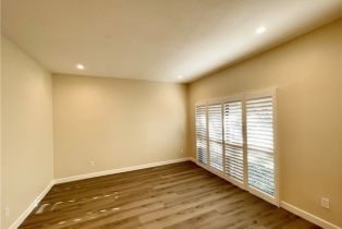Townhouse, 22271 Erwin st, Woodland Hills, CA 91367 - 14