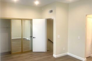 Townhouse, 22271 Erwin st, Woodland Hills, CA 91367 - 15