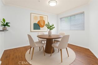 Condominium, 4511 Murietta ave, Sherman Oaks, CA 91423 - 11