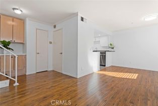 Condominium, 4511 Murietta ave, Sherman Oaks, CA 91423 - 4