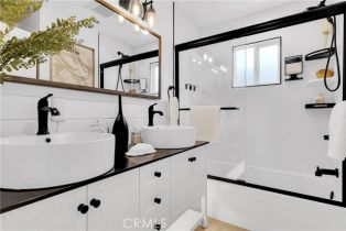 Single Family Residence, 5808 Ostrom ave, Encino, CA 91316 - 17