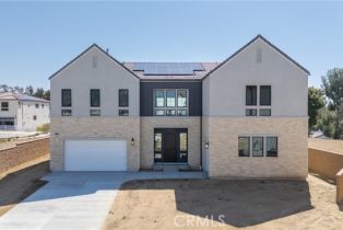 Single Family Residence, 11092 Woodcrest ct, Chatsworth, CA 91311 - 2