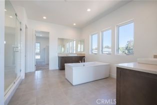 Single Family Residence, 11092 Woodcrest ct, Chatsworth, CA 91311 - 32