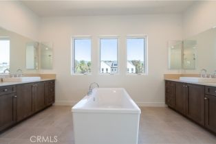 Single Family Residence, 11092 Woodcrest ct, Chatsworth, CA 91311 - 33