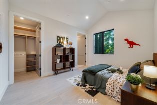 Single Family Residence, 4634 Vesper ave, Sherman Oaks, CA 91403 - 24