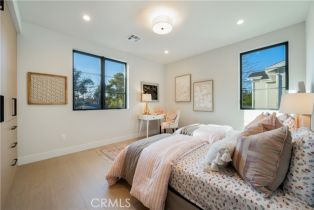 Single Family Residence, 4634 Vesper ave, Sherman Oaks, CA 91403 - 26