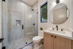 Single Family Residence, 4634 Vesper ave, Sherman Oaks, CA 91403 - 42