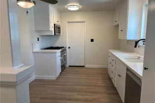 Single Family Residence, 1855 Kearney ave, Simi Valley, CA 93065 - 4