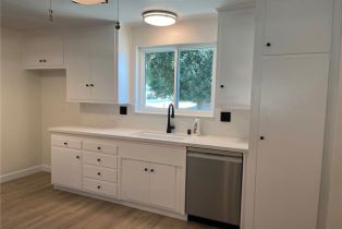 Single Family Residence, 1855 Kearney ave, Simi Valley, CA 93065 - 5