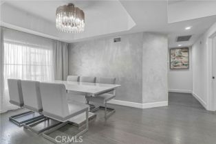 Condominium, 14347 Albers st, Sherman Oaks, CA 91401 - 4