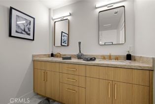 Single Family Residence, 5100 Orrville ave, Woodland Hills, CA 91367 - 27