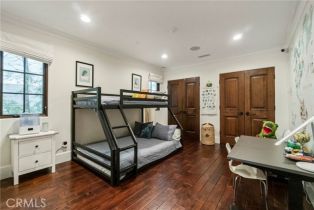 Single Family Residence, 13133 Bloomfield st, Sherman Oaks, CA 91423 - 10