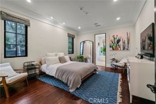 Single Family Residence, 13133 Bloomfield st, Sherman Oaks, CA 91423 - 11