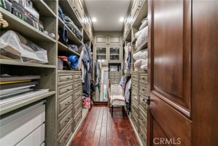 Single Family Residence, 13133 Bloomfield st, Sherman Oaks, CA 91423 - 14