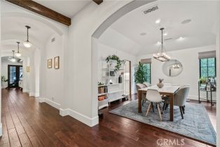 Single Family Residence, 13133 Bloomfield st, Sherman Oaks, CA 91423 - 8