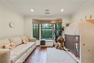 Single Family Residence, 13133 Bloomfield st, Sherman Oaks, CA 91423 - 9