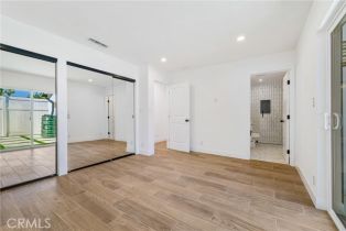 Single Family Residence, 5706 Burnet ave, Sherman Oaks, CA 91411 - 10