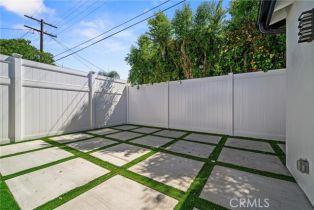 Single Family Residence, 5706 Burnet ave, Sherman Oaks, CA 91411 - 14