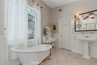 Single Family Residence, 3818 Hayvenhurst ave, Encino, CA 91436 - 29