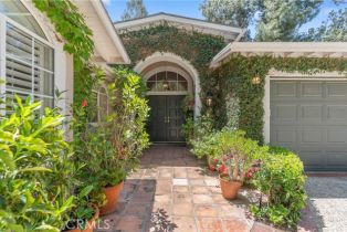 Single Family Residence, 3818 Hayvenhurst ave, Encino, CA 91436 - 4