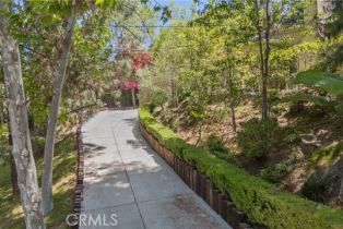 Single Family Residence, 3818 Hayvenhurst ave, Encino, CA 91436 - 45