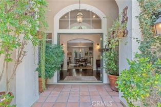 Single Family Residence, 3818 Hayvenhurst ave, Encino, CA 91436 - 5