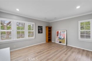 Single Family Residence, 4455 Atoll ave, Sherman Oaks, CA 91423 - 24