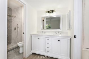 Condominium, 18307 Burbank blvd, Tarzana, CA 91356 - 14