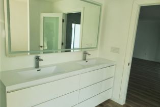 Single Family Residence, 23041 Erwin st, Woodland Hills, CA 91367 - 12