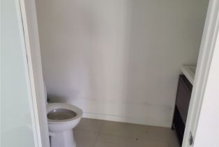 Single Family Residence, 23041 Erwin st, Woodland Hills, CA 91367 - 19