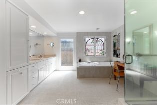 Single Family Residence, 16303 Meadowridge rd, Encino, CA 91436 - 16