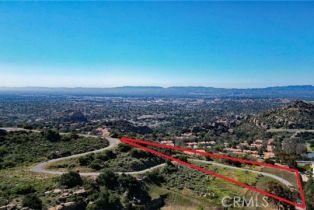 , 0 2821-013-015, Chatsworth, CA 91311 - 3