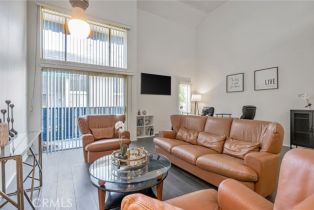 Condominium, 18645 Hatteras st, Tarzana, CA 91356 - 9