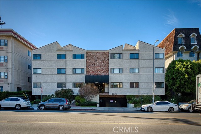 Condominium, 5325 Lindley ave, Tarzana, CA 91356 - 1