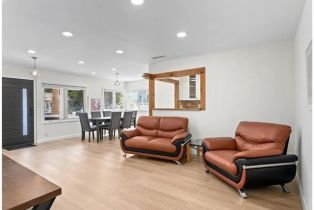 Single Family Residence, 5123 Noble ave, Sherman Oaks, CA 91403 - 2