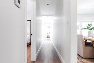 Single Family Residence, 22919 Leonora dr, Woodland Hills, CA 91367 - 12