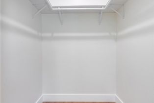 Single Family Residence, 22919 Leonora dr, Woodland Hills, CA 91367 - 2