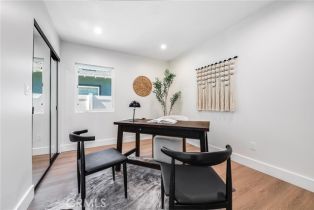 Single Family Residence, 22919 Leonora dr, Woodland Hills, CA 91367 - 22