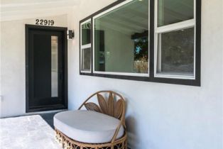 Single Family Residence, 22919 Leonora dr, Woodland Hills, CA 91367 - 5