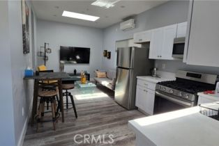 Apartment, 20284 Lorenzana dr, Woodland Hills, CA 91364 - 2