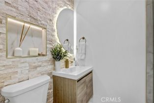 Single Family Residence, 13021 Killion st, Sherman Oaks, CA 91401 - 27