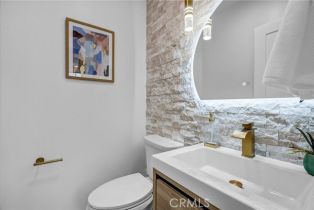 Single Family Residence, 13021 Killion st, Sherman Oaks, CA 91401 - 9