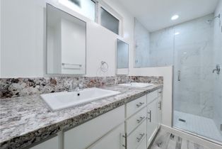 Single Family Residence, 12319 Woodley ave, Granada Hills, CA 91344 - 10