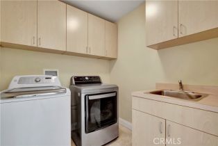 Single Family Residence, 5250 Calatrana dr, Woodland Hills, CA 91364 - 10