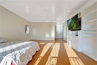 Single Family Residence, 5250 Calatrana dr, Woodland Hills, CA 91364 - 13