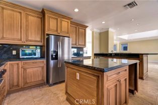 Single Family Residence, 5250 Calatrana dr, Woodland Hills, CA 91364 - 36