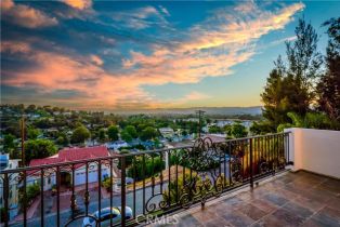 Single Family Residence, 5250 Calatrana dr, Woodland Hills, CA 91364 - 49