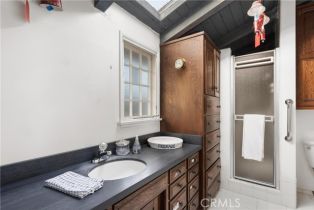 Single Family Residence, 1800 John st, Manhattan Beach, CA 90266 - 30