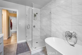 Single Family Residence, 22960 Crespi st, Woodland Hills, CA 91364 - 29