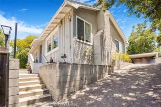 Single Family Residence, 22960 Crespi st, Woodland Hills, CA 91364 - 4